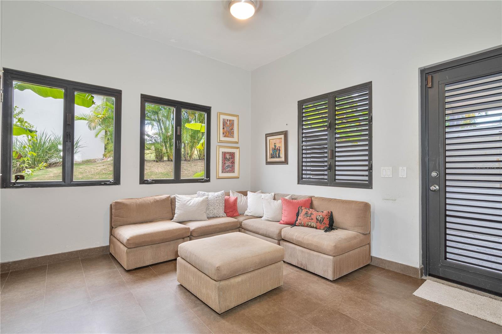 HARBOUR VIEW - Residential