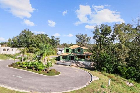 A home in APOPKA