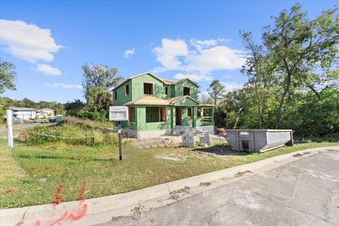 A home in APOPKA