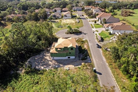 A home in APOPKA