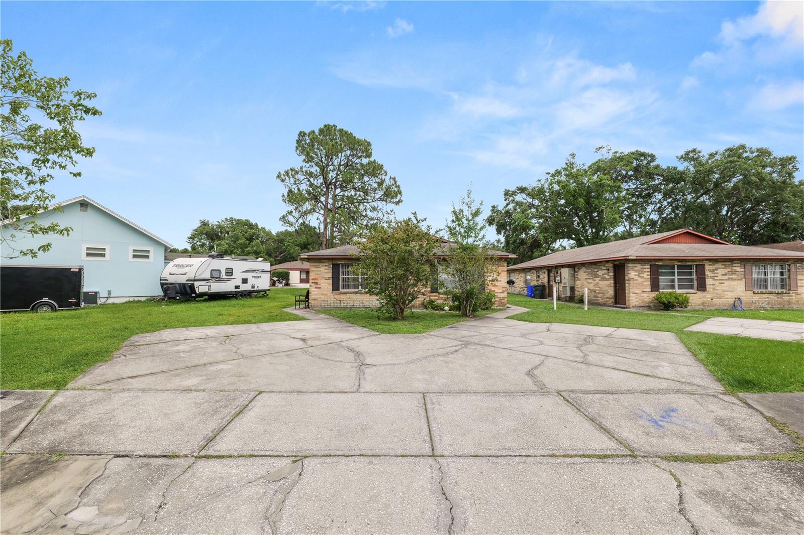 Great investment opportunity in the heart of Lakeland. This tenant-occupied duplex features two
2-bedroom, 1-bathroom units, each on a month-to-month lease—one rented at $1,000 per month and the
other at $1,025. Both units are separately metered for water and electric, with tenants responsible
for their own utilities. Centrally located with easy access to schools, shopping, and major
roadways, this property offers immediate rental income and long-term potential. Please do not
disturb the tenants.