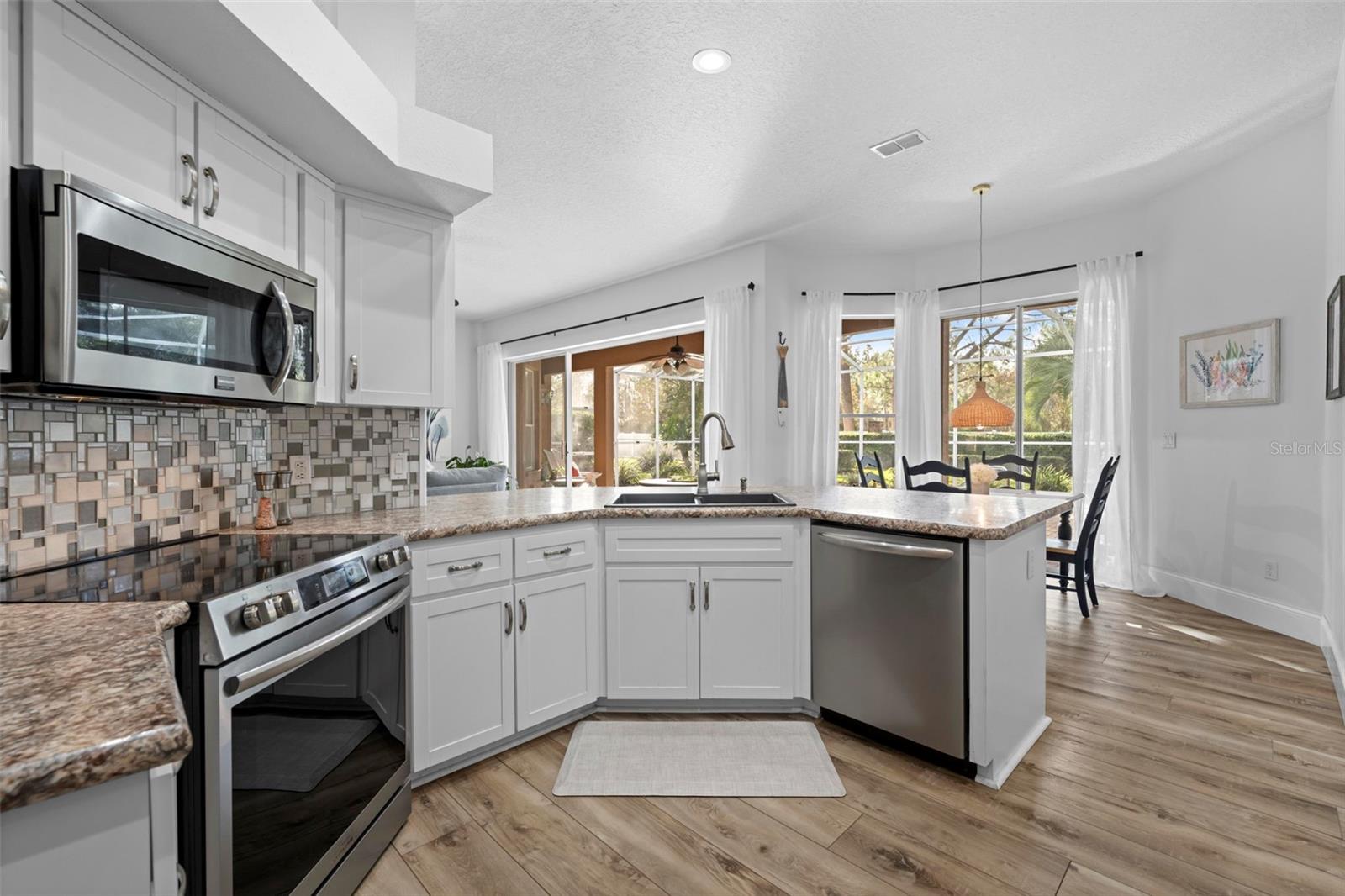 SILVERTHORN PH 1 - Residential