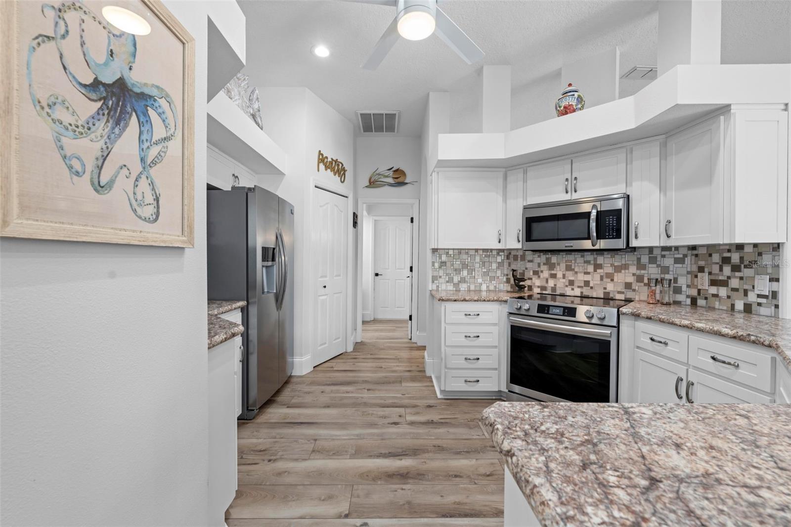 SILVERTHORN PH 1 - Residential