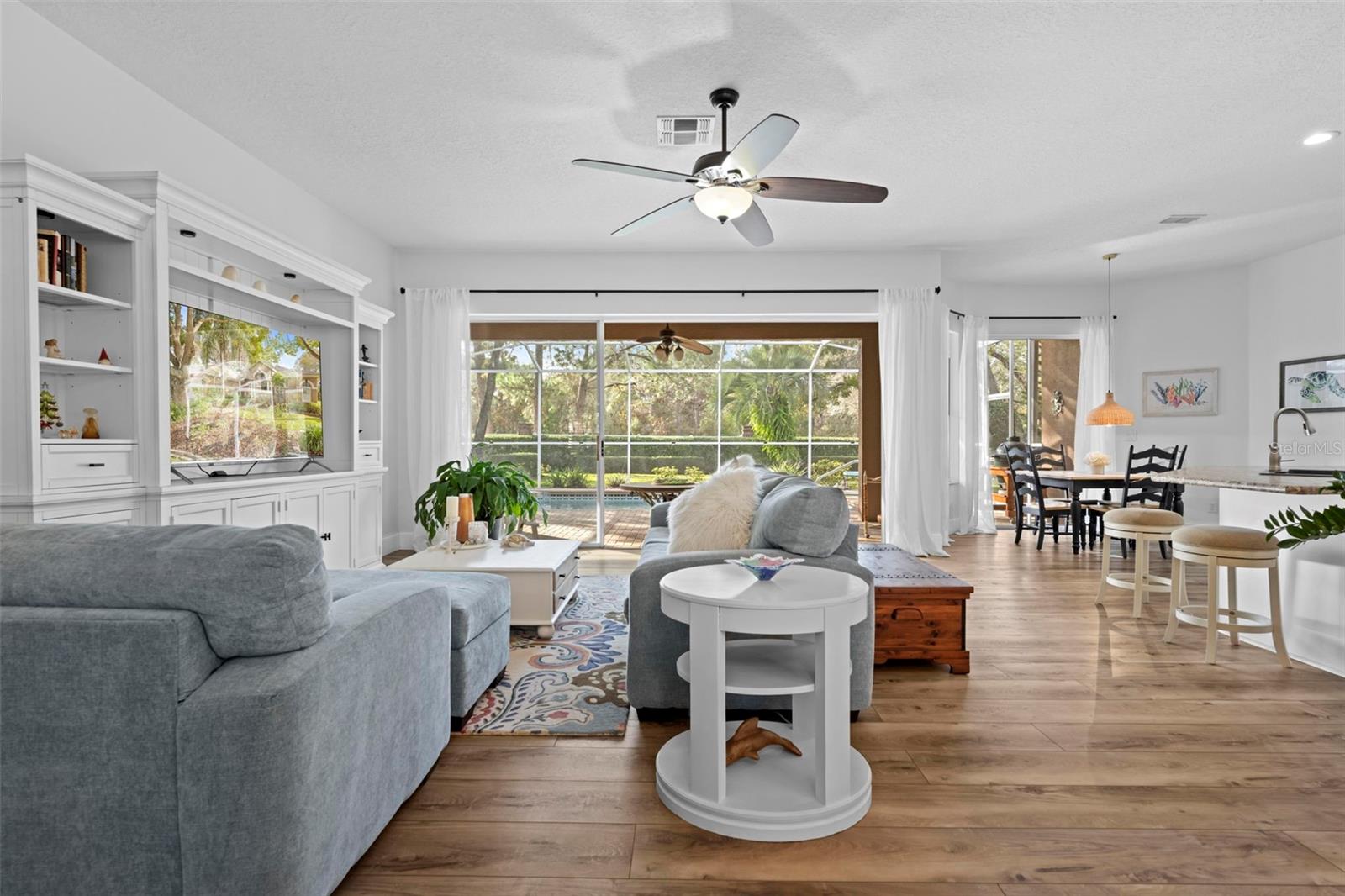 SILVERTHORN PH 1 - Residential