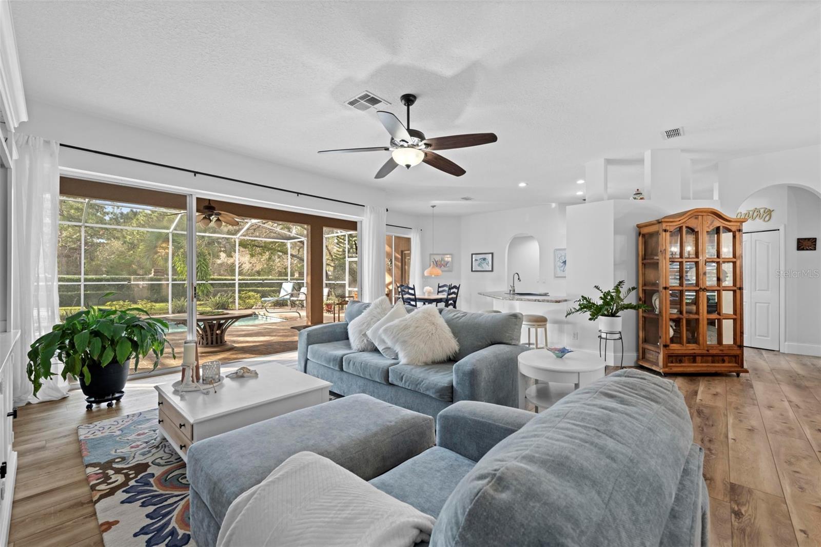 SILVERTHORN PH 1 - Residential