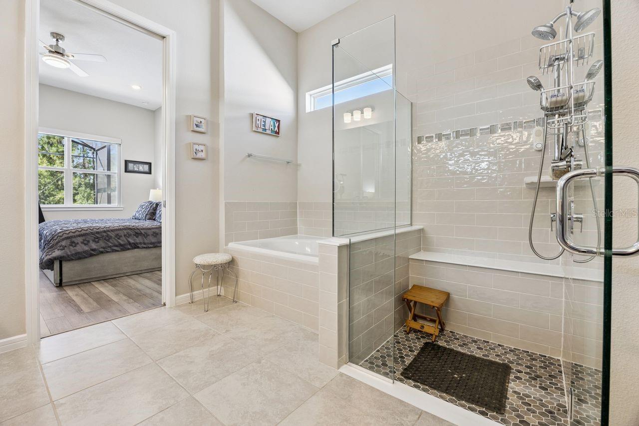 DEL WEBB OASIS - Residential