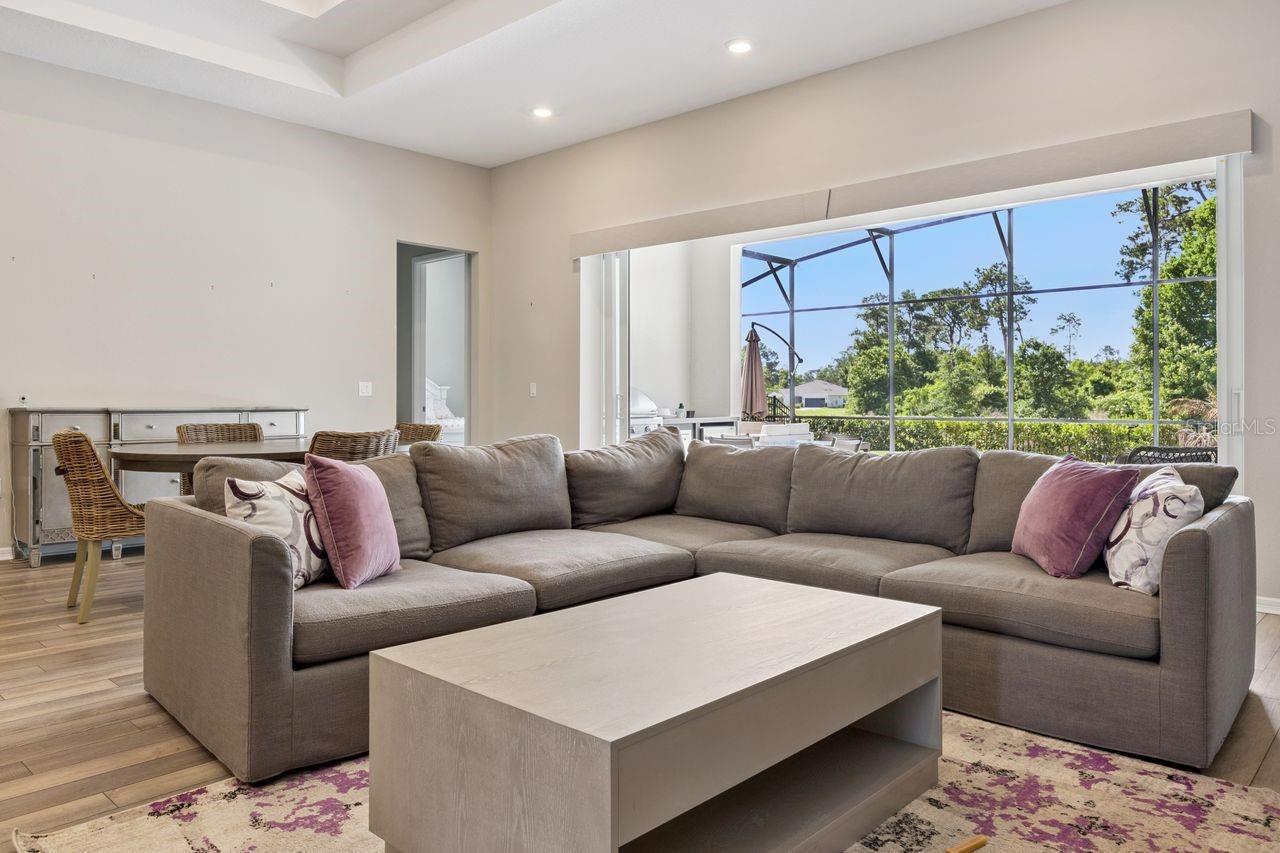 DEL WEBB OASIS - Residential
