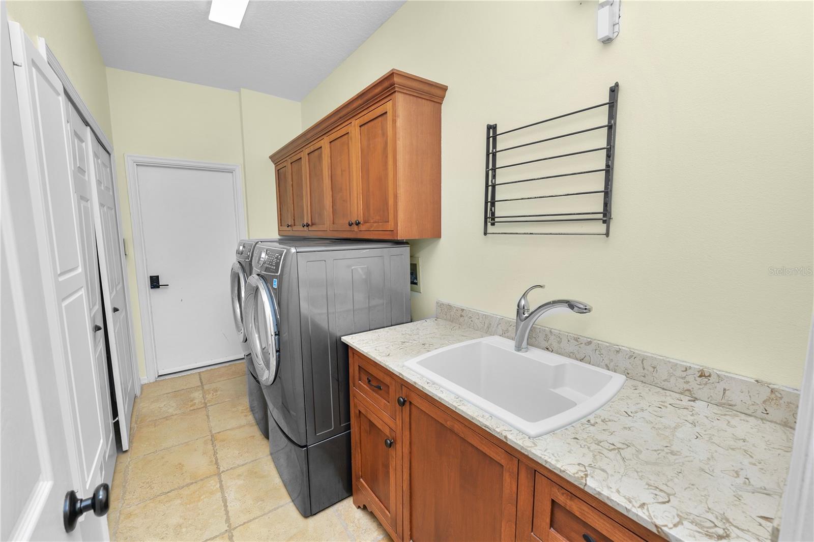 HUNTERS CREEK TR 210 - Residential