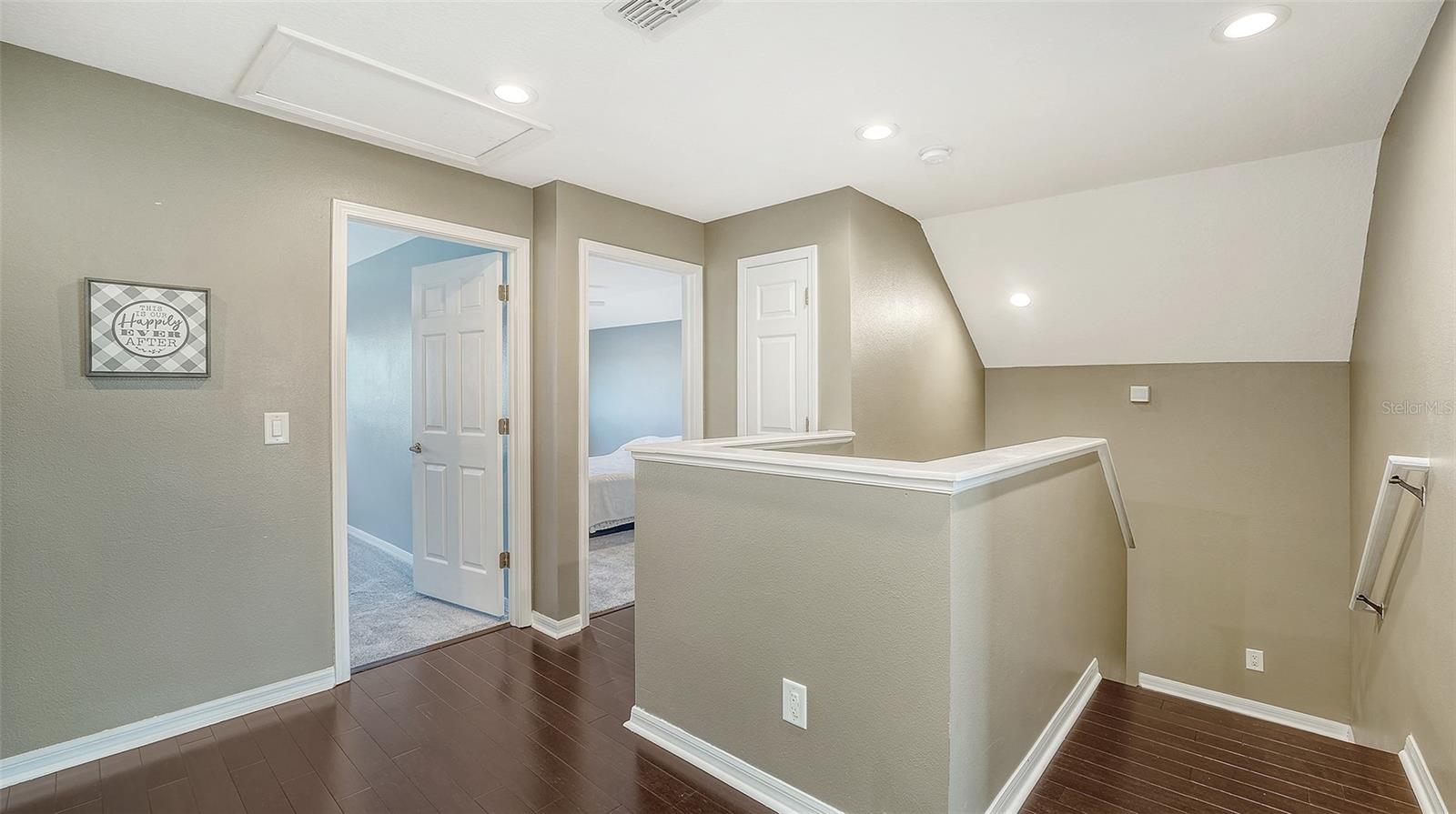 SILVERLAKE - Residential