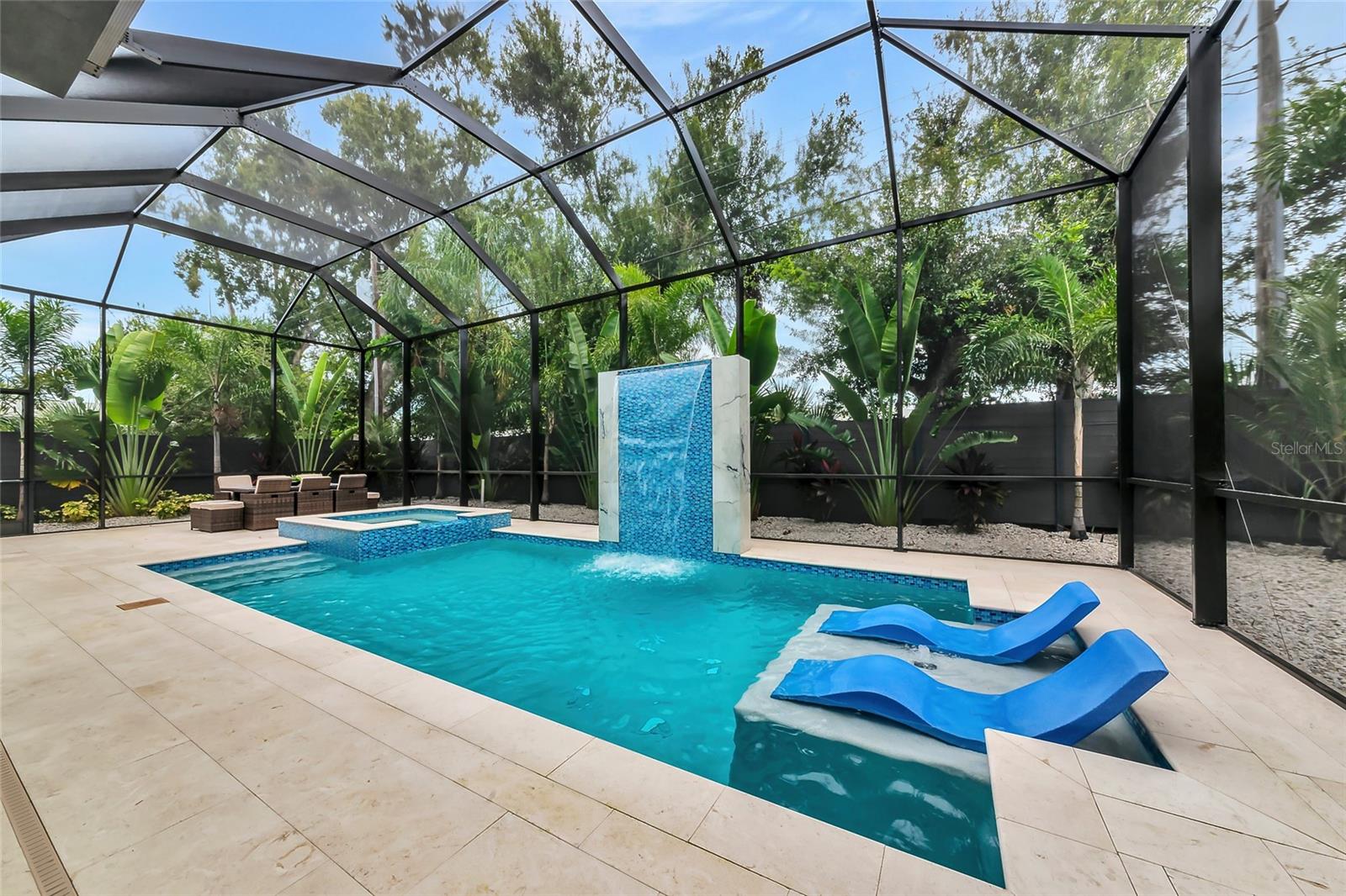 LOMA LINDA PARK - Residential