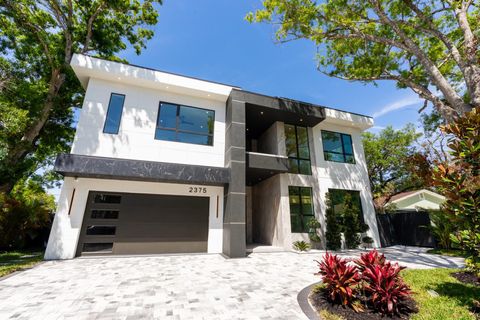 Photo of 2375 Floyd Street, Sarasota, FL 34239 (MLS # A4667588)
