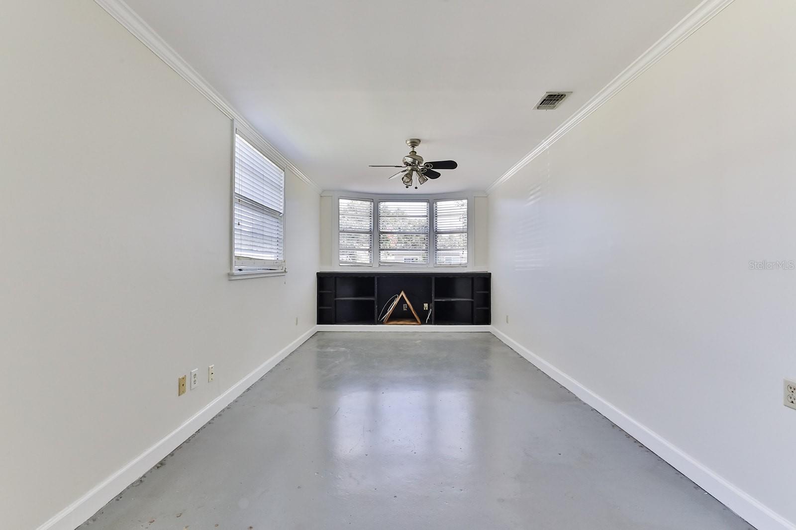 ELLISON HOMES - Residential