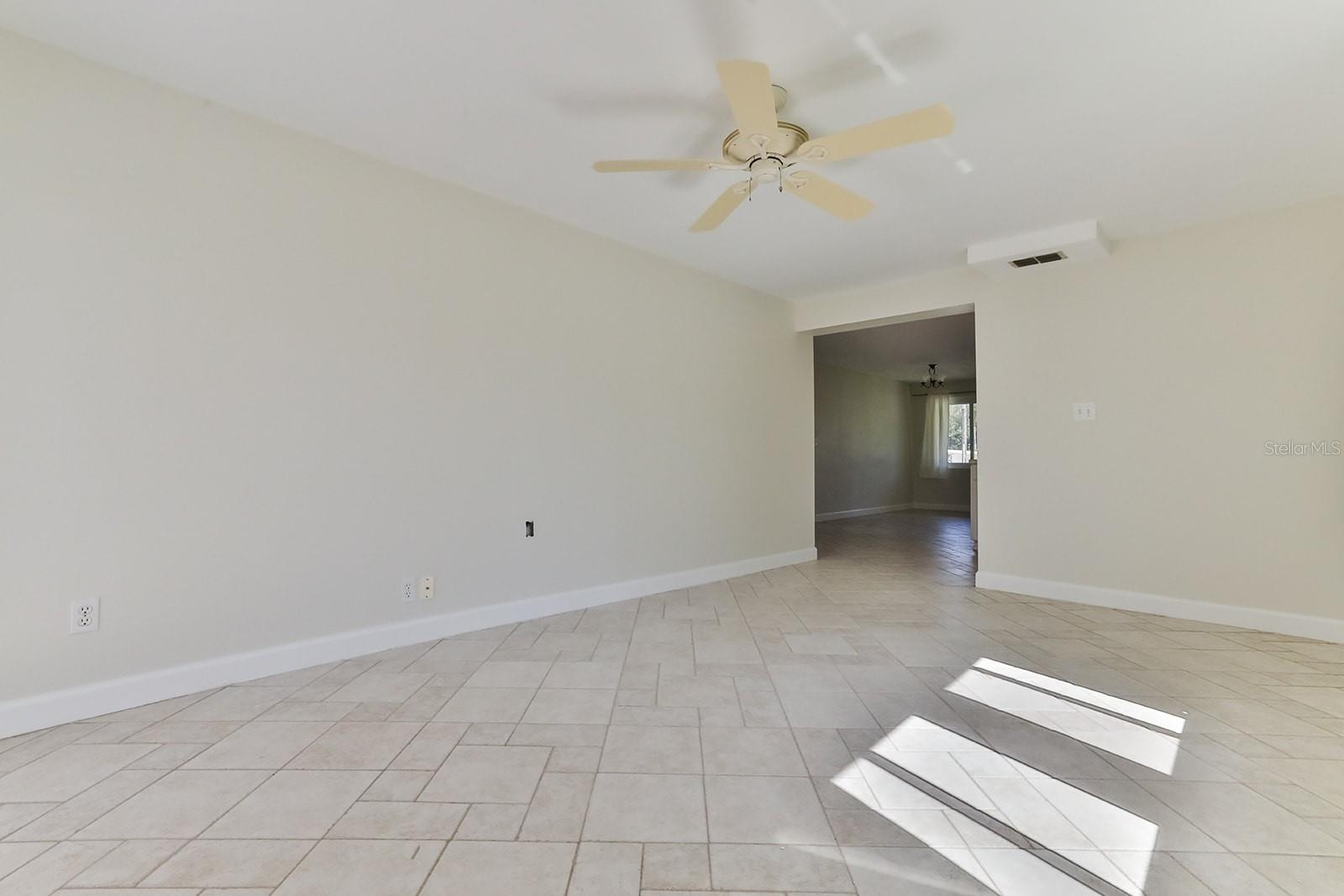 ELLISON HOMES - Residential