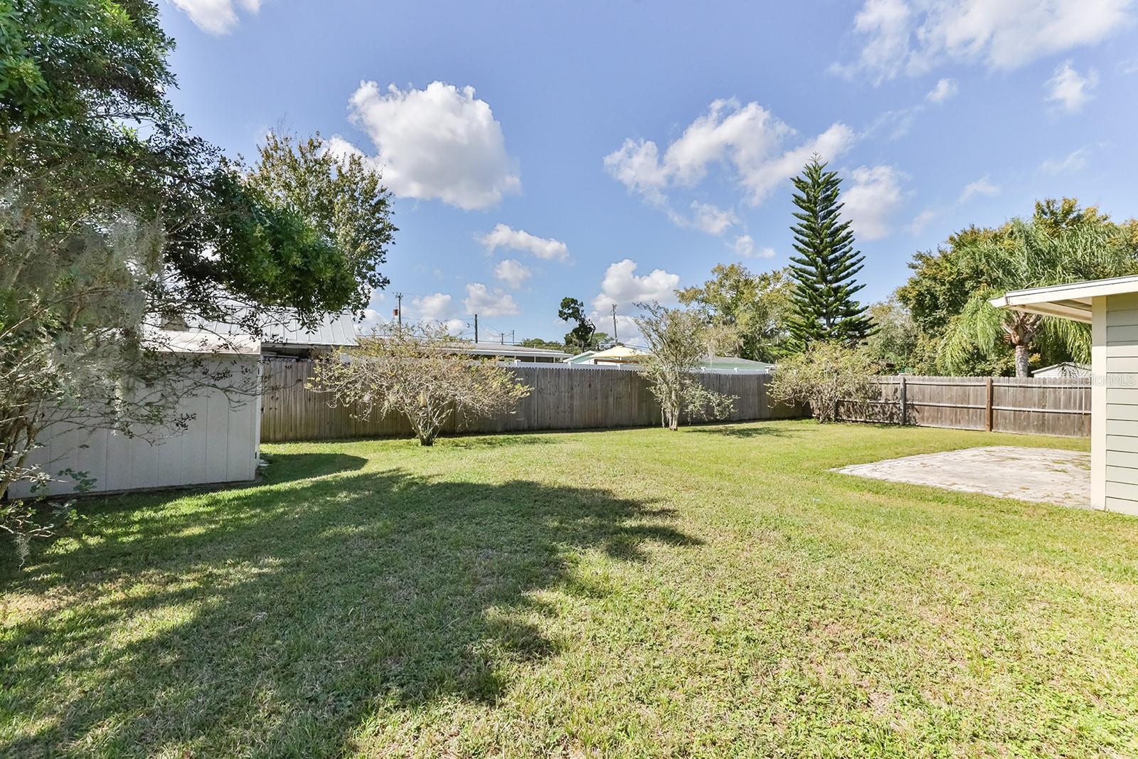 ELLISON HOMES - Residential