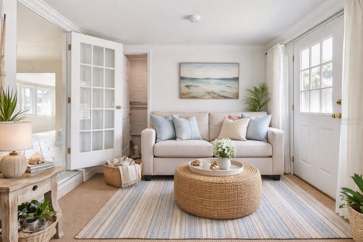 ELLISON HOMES - Residential