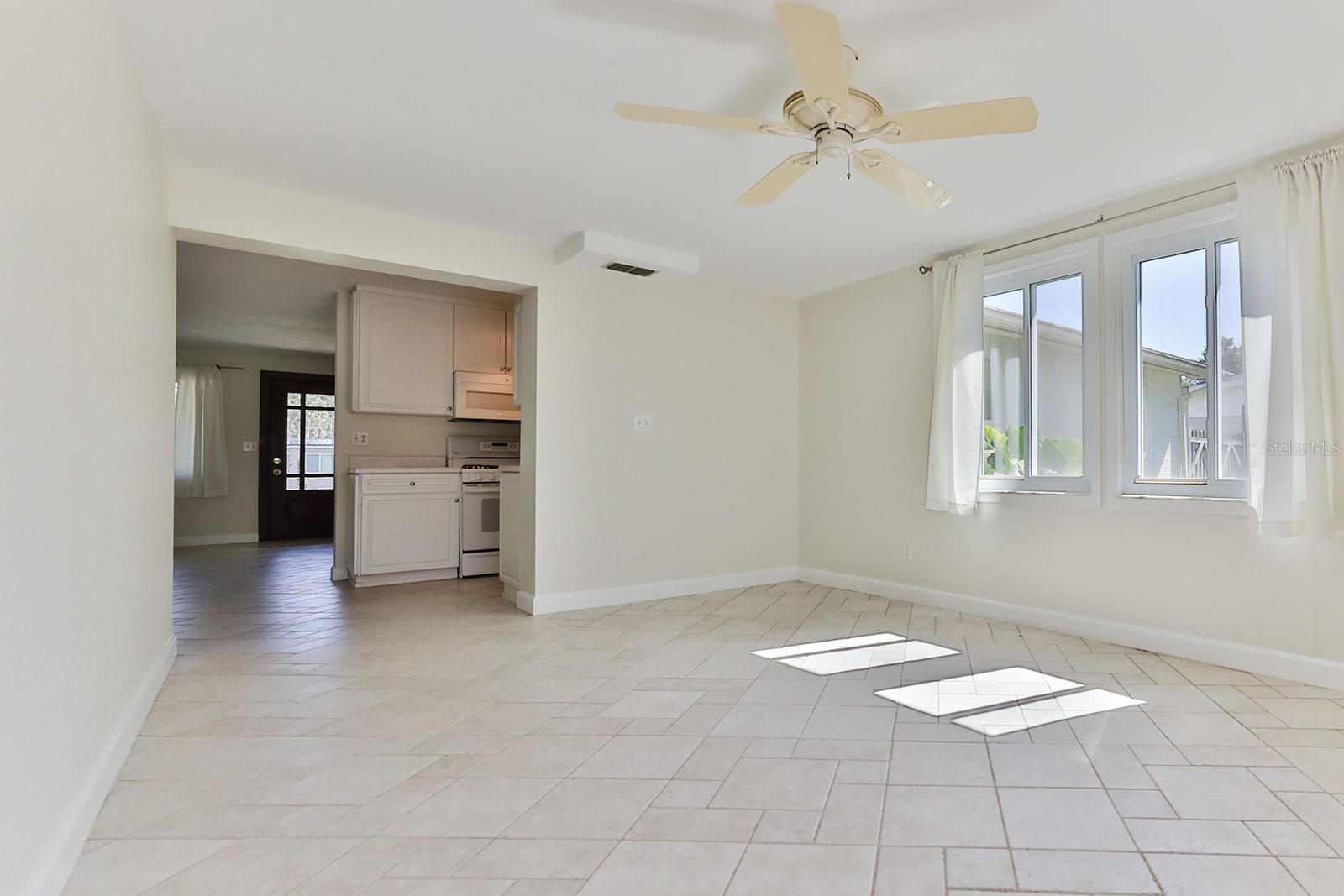 ELLISON HOMES - Residential