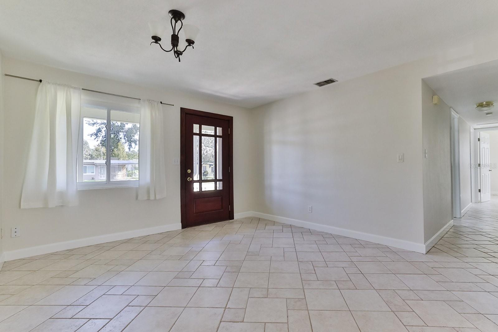 ELLISON HOMES - Residential