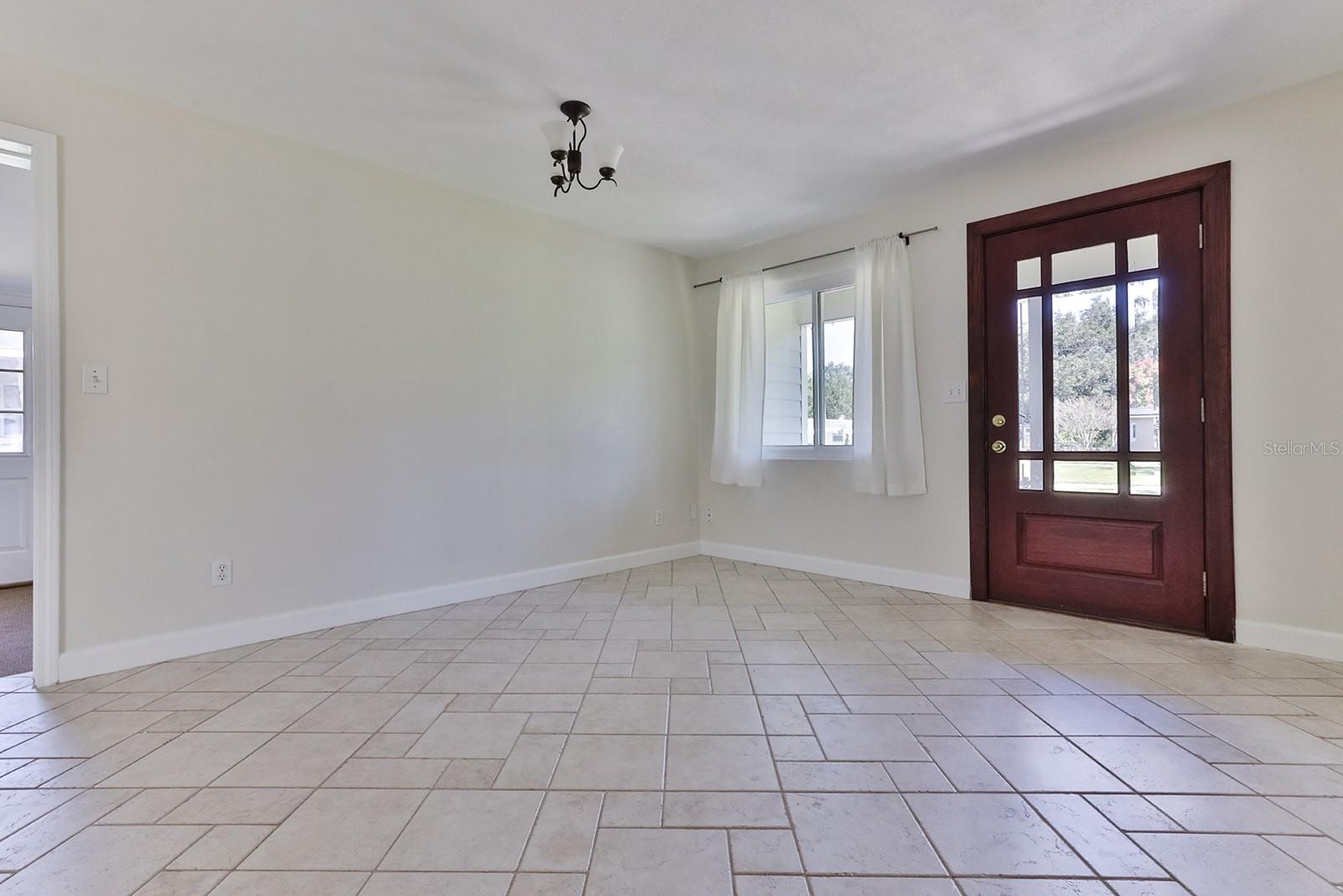 ELLISON HOMES - Residential