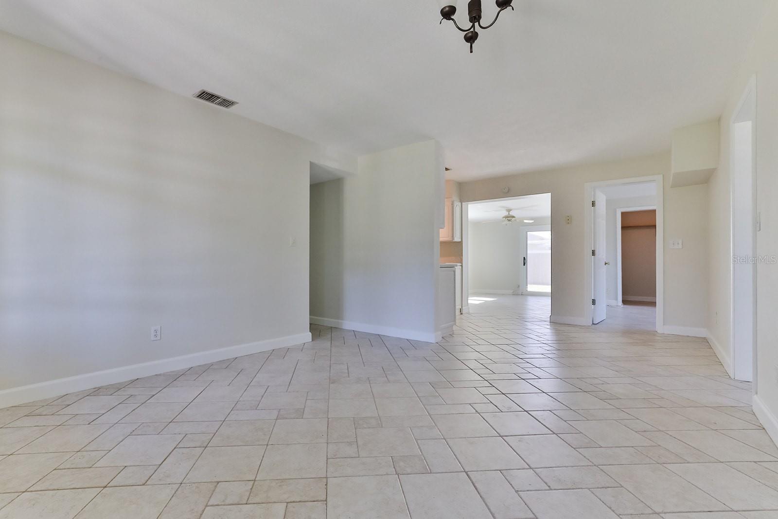 ELLISON HOMES - Residential