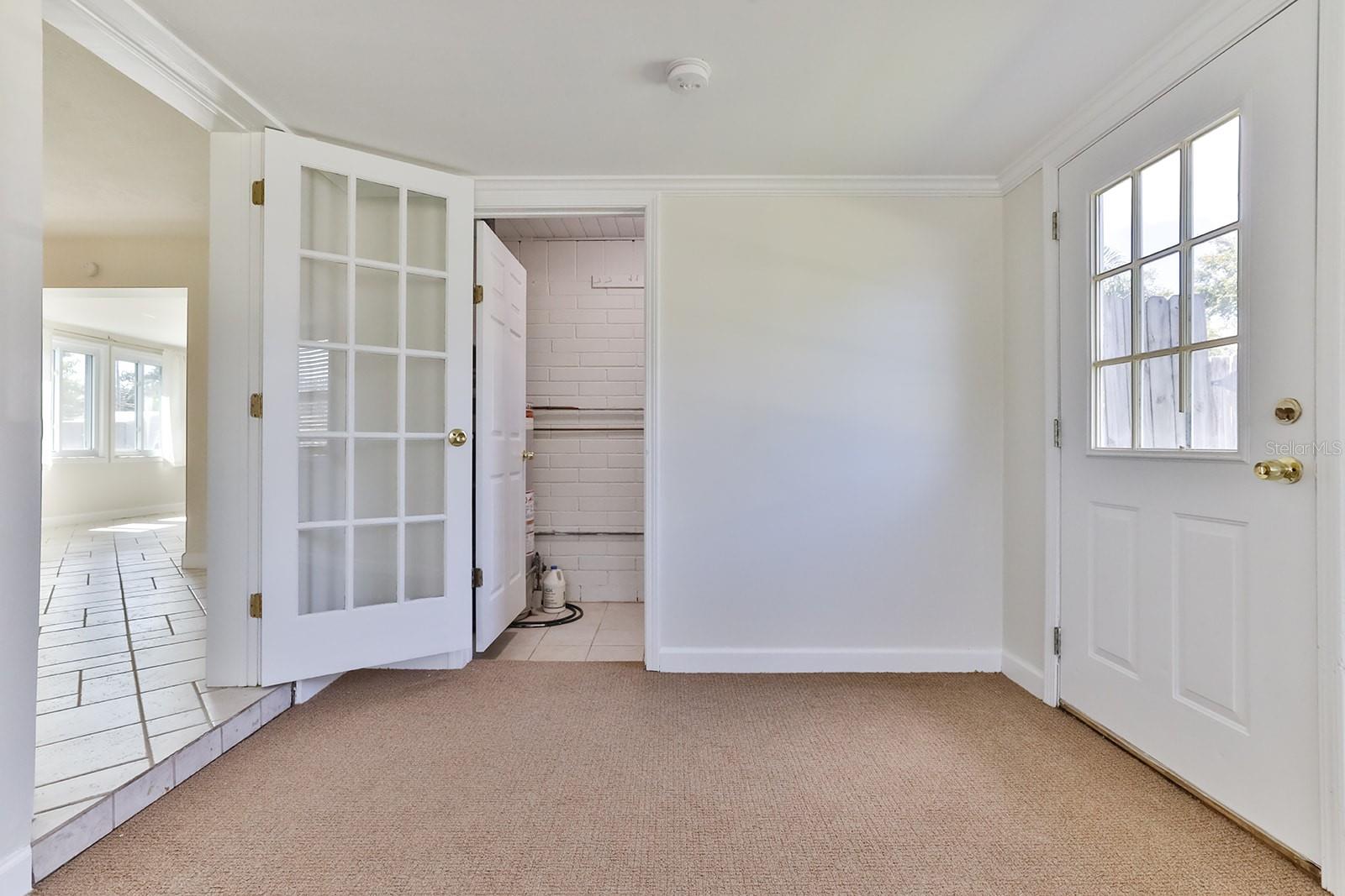 ELLISON HOMES - Residential