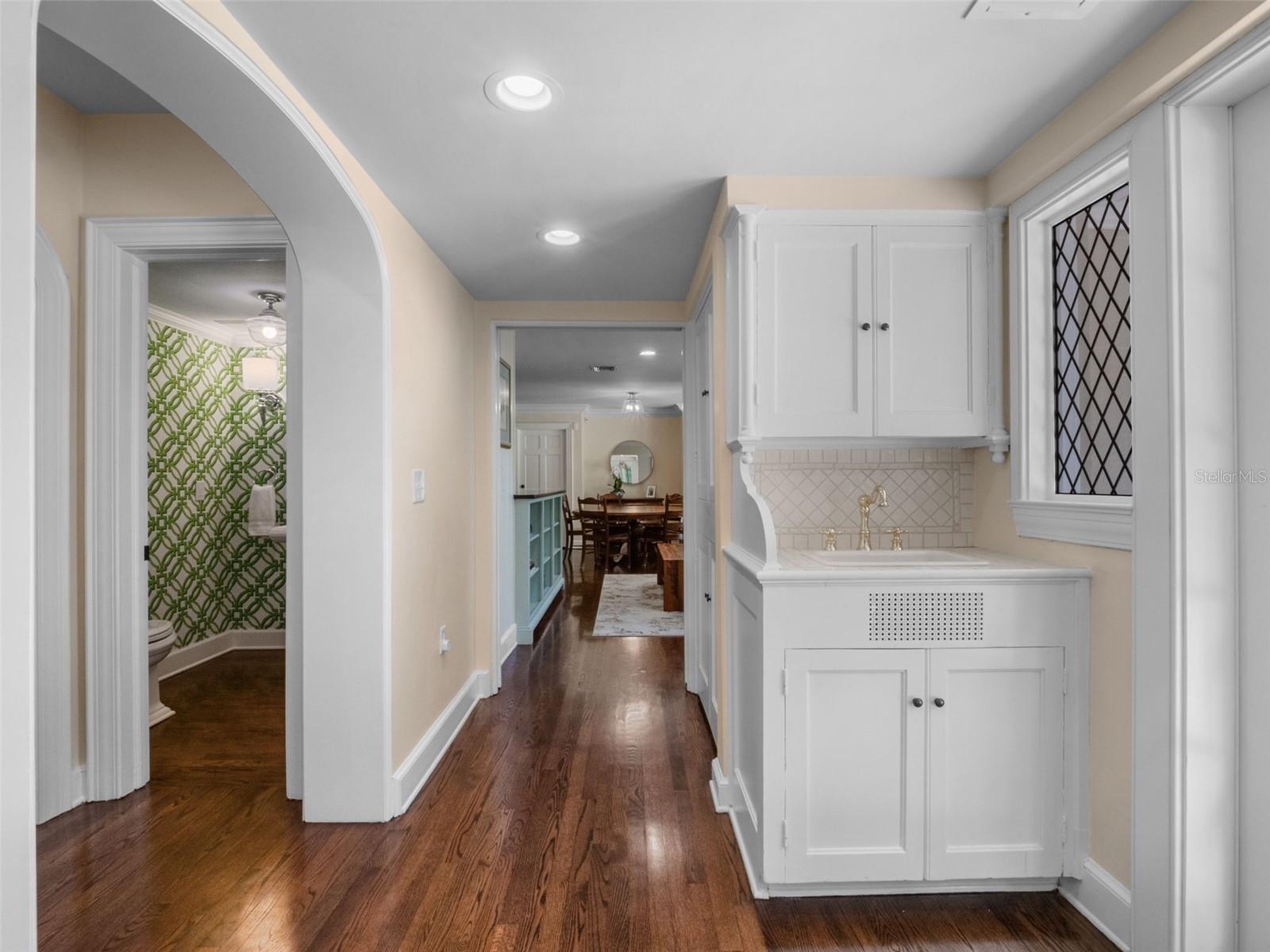 HOFFMAN TERRACE - Residential