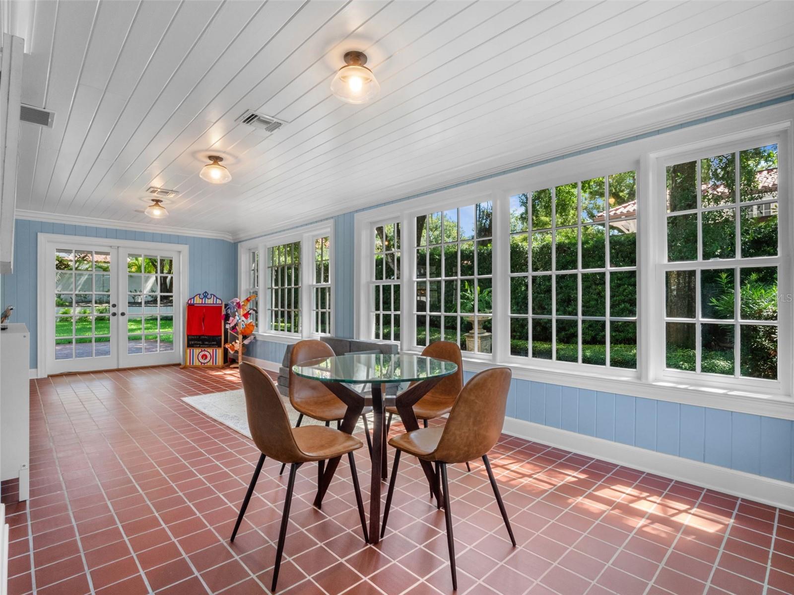 HOFFMAN TERRACE - Residential