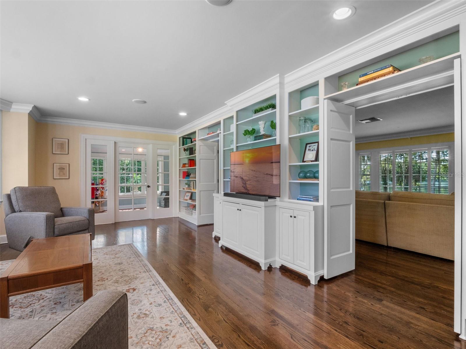 HOFFMAN TERRACE - Residential