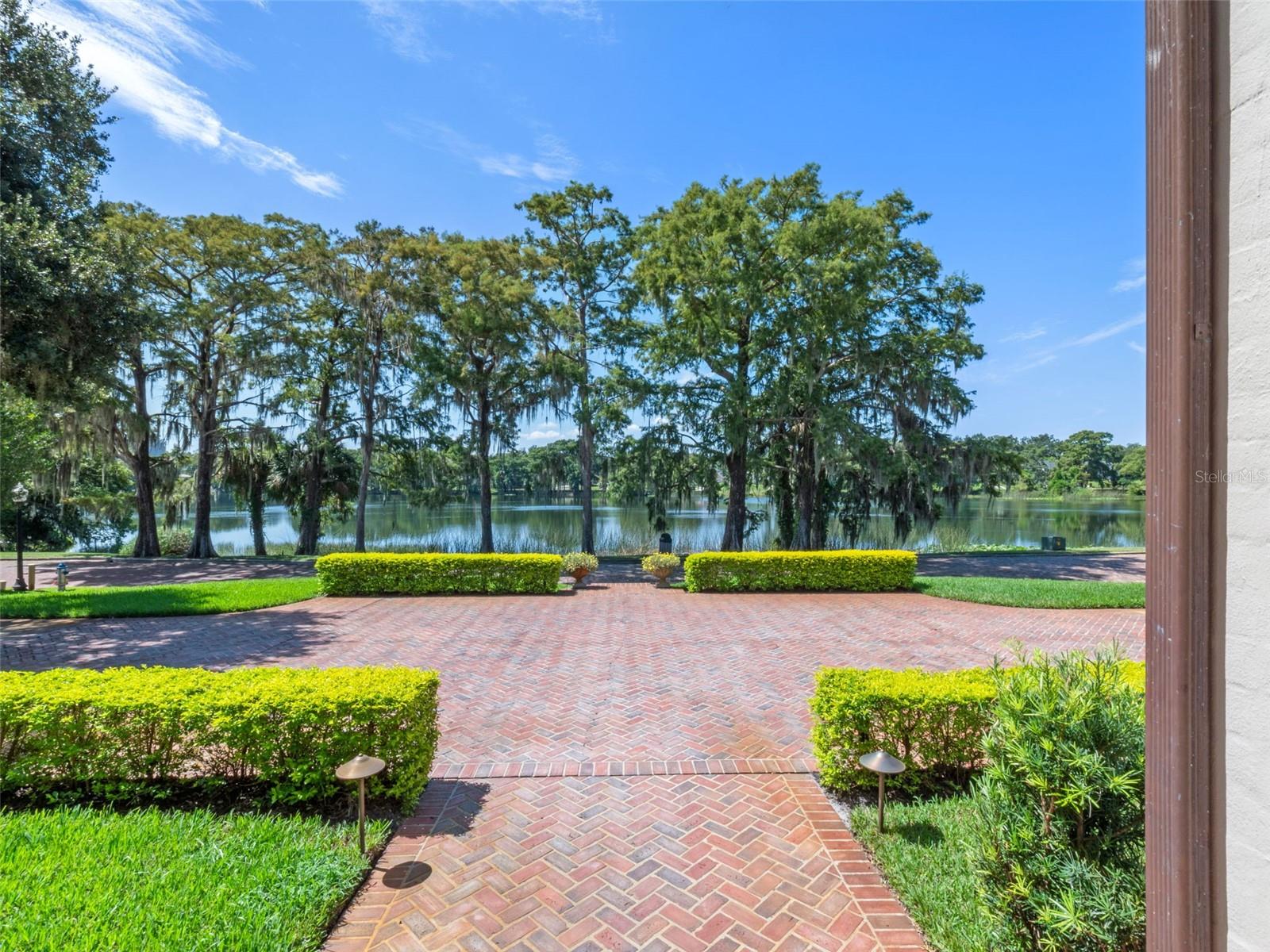 HOFFMAN TERRACE - Residential