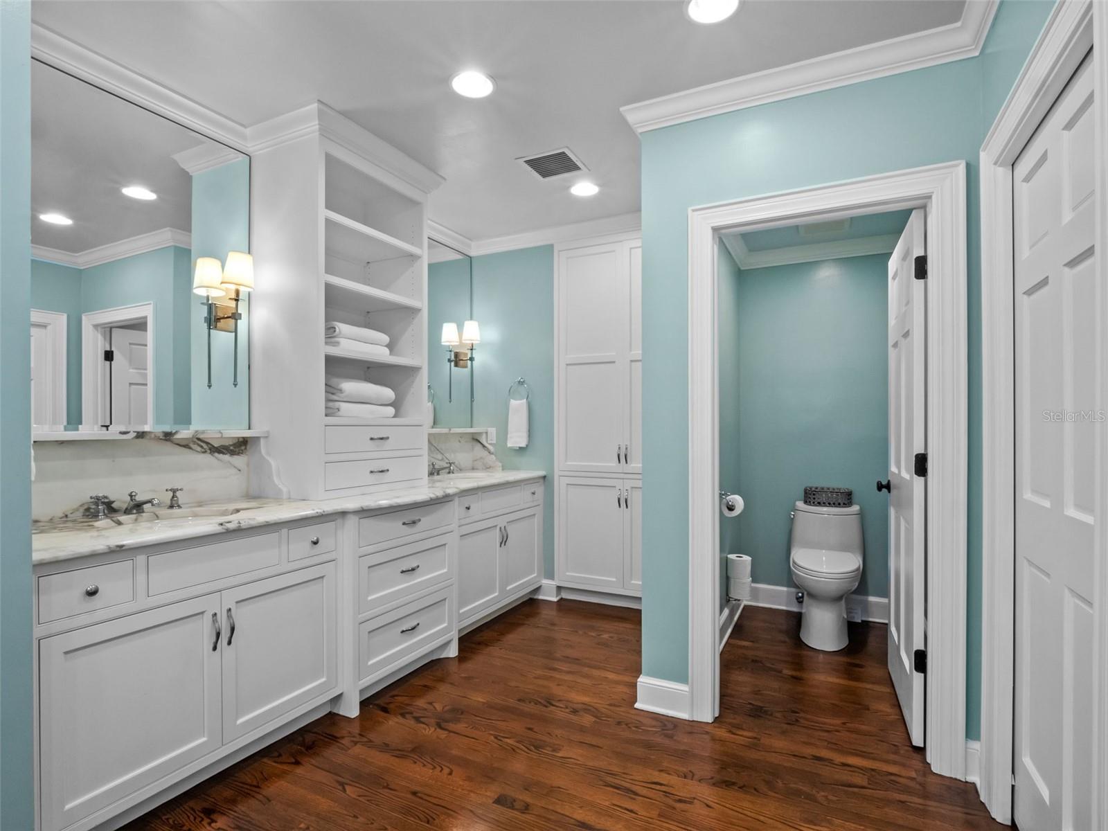 HOFFMAN TERRACE - Residential