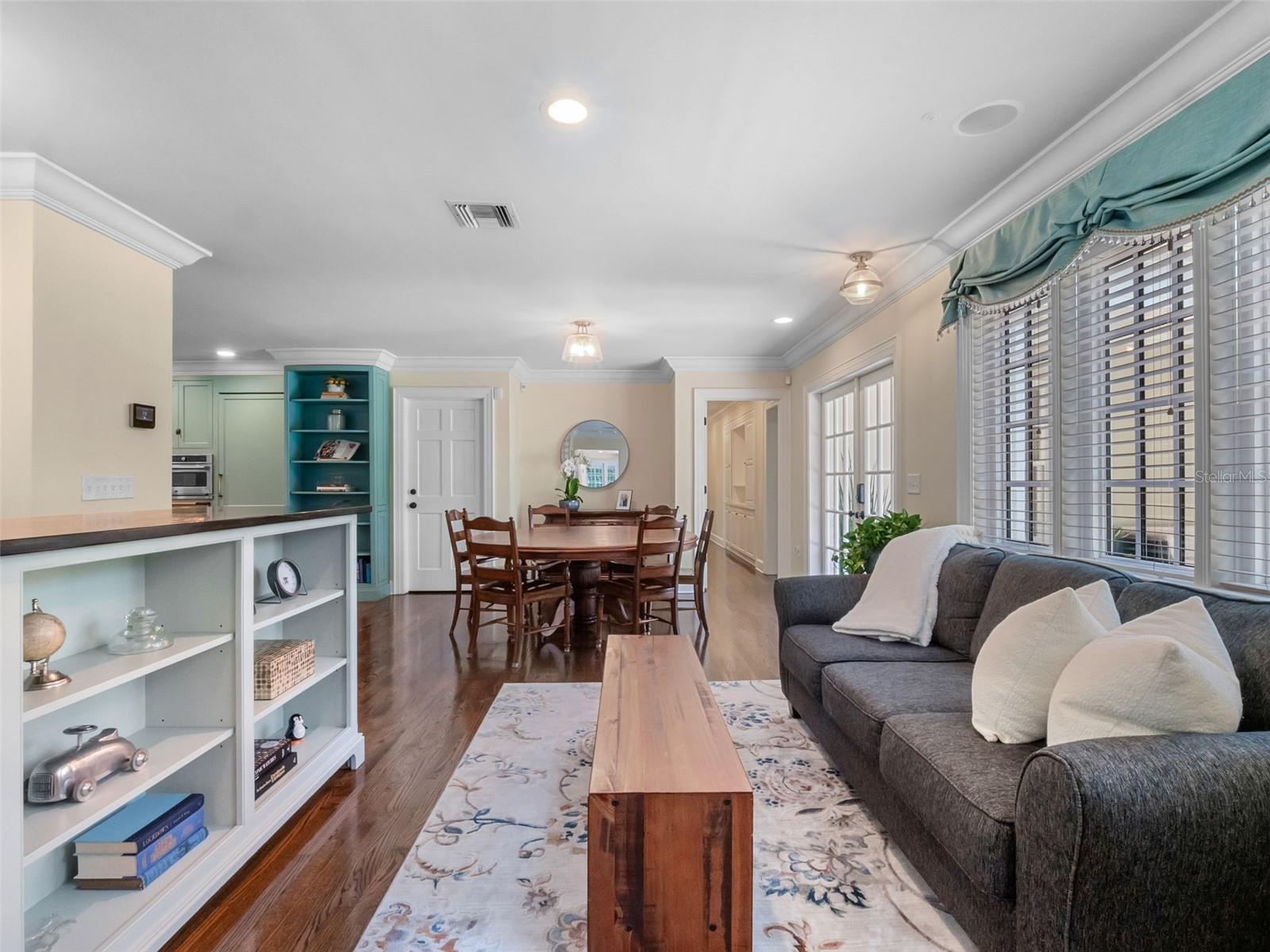 HOFFMAN TERRACE - Residential