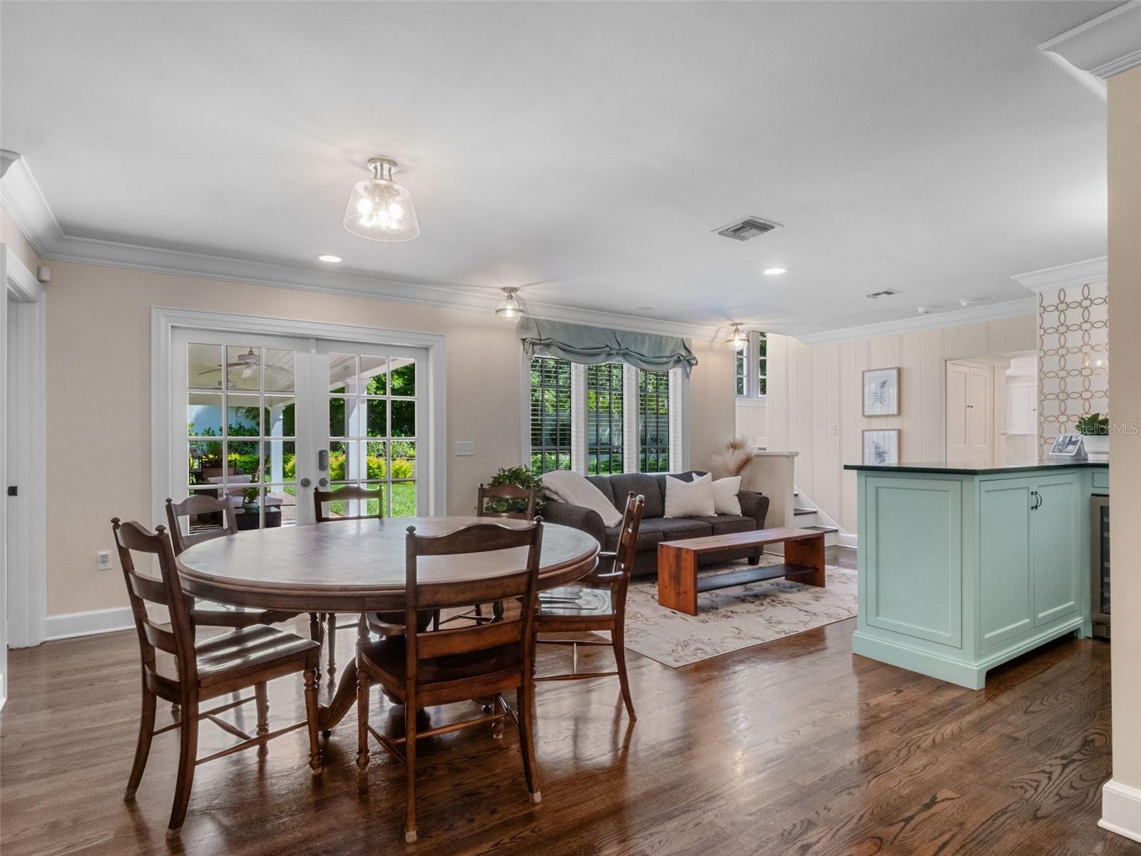 HOFFMAN TERRACE - Residential