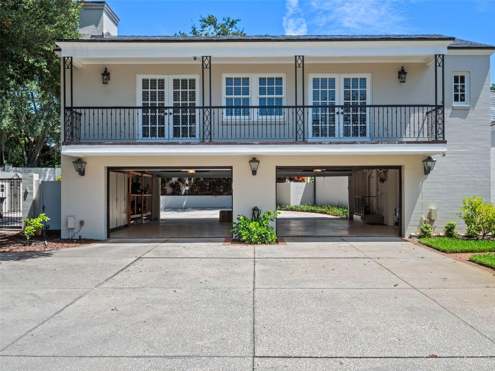 HOFFMAN TERRACE - Residential