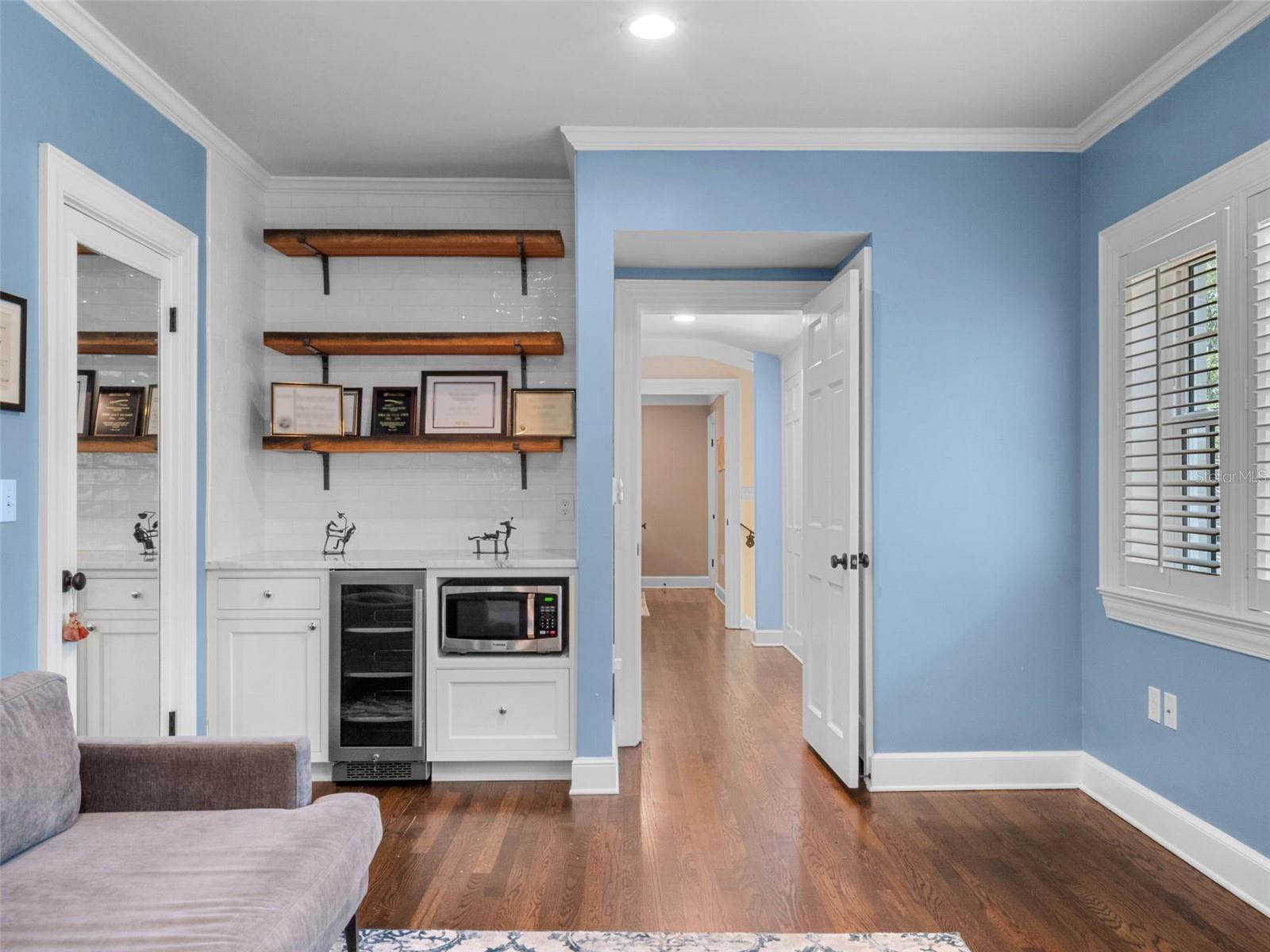 HOFFMAN TERRACE - Residential