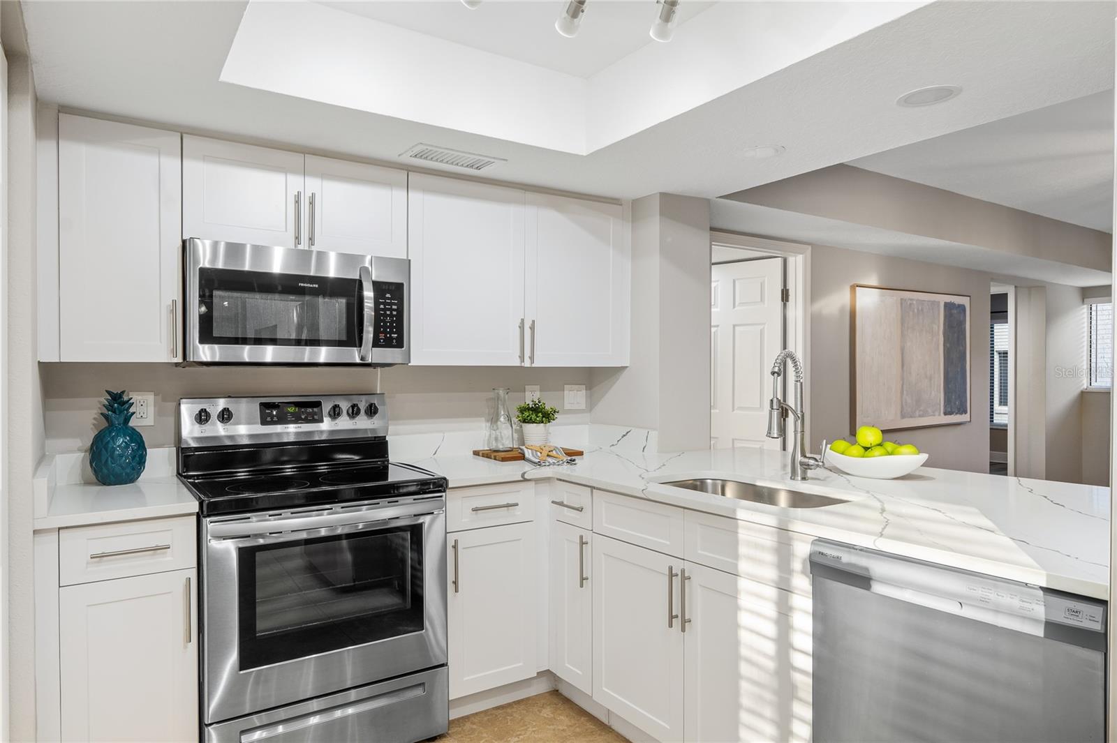 SUN BAY CLUB CONDO - Residential