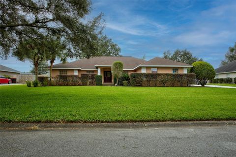 A home in BELLEVIEW