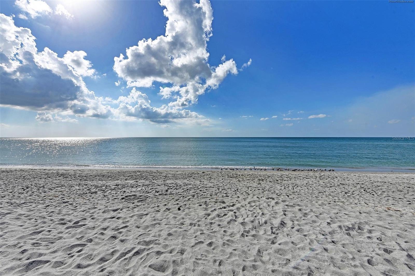 GOLDEN BEACH - Residential