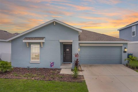 Photo of 621 Silver Palm Drive, Haines City, FL 33844 (MLS # O6321118) Photo of 621 Silver Palm Drive, Haines City, FL 33844 (MLS # O6321118)