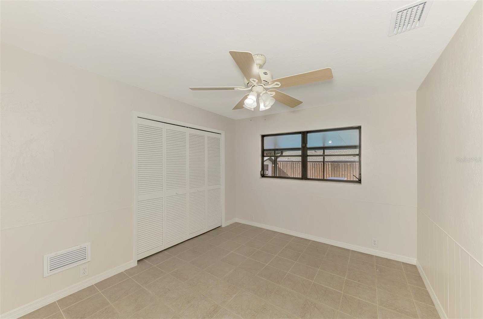 LAKE SARASOTA - Residential