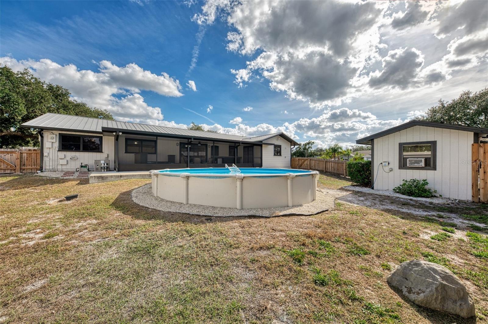 LAKE SARASOTA - Residential