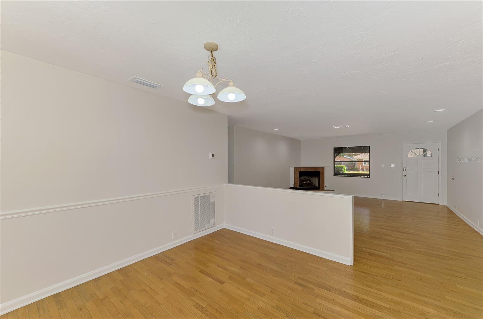 LAKE SARASOTA - Residential