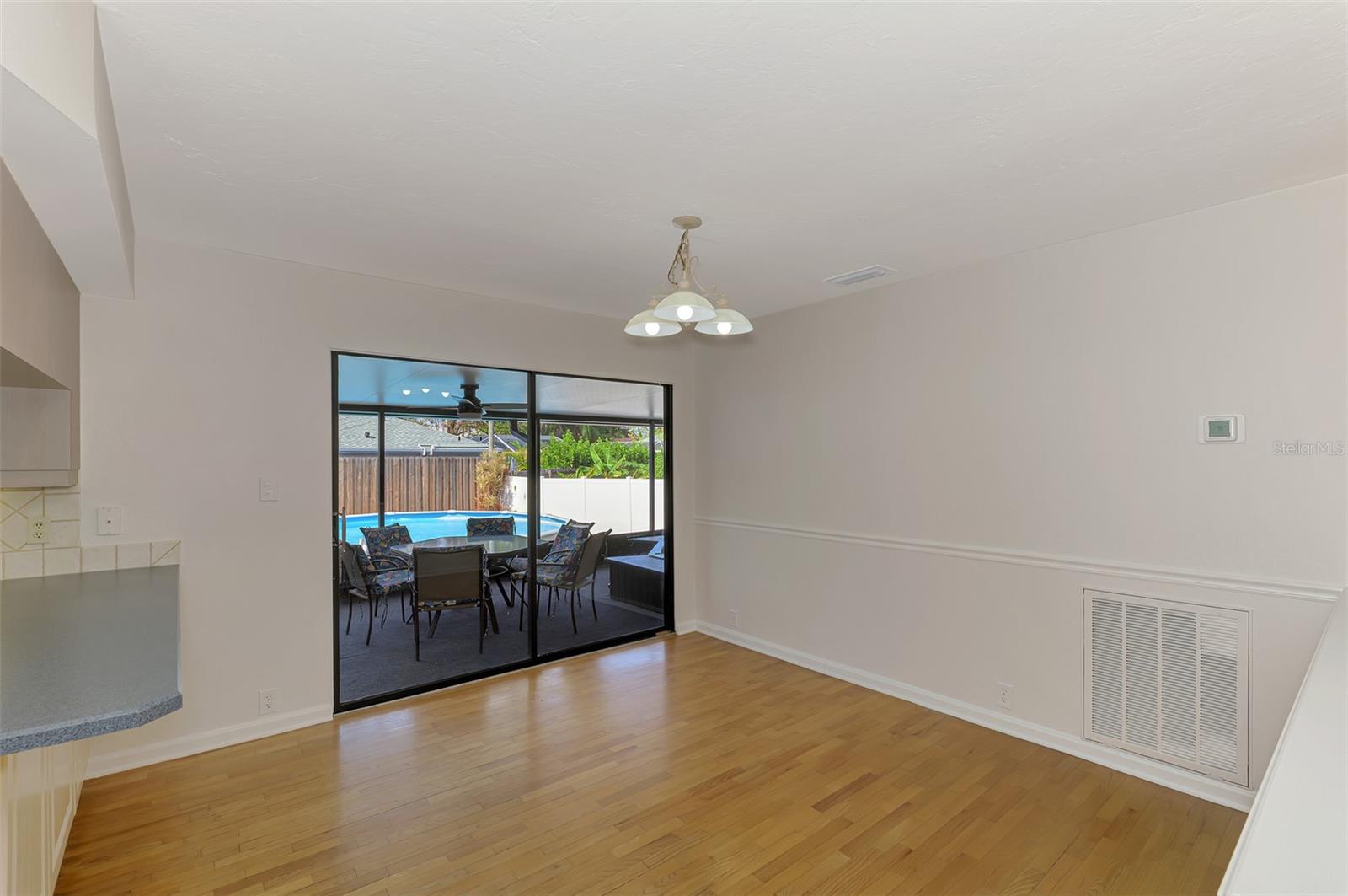 LAKE SARASOTA - Residential