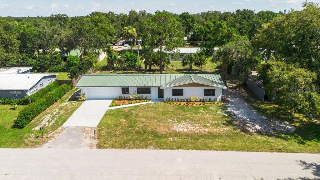 Photo of 809 SE 12th Street, Okeechobee, FL 34974 (MLS # OM716041)