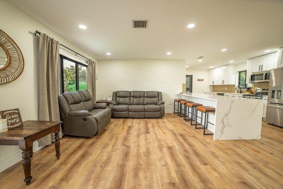 OKEECHOBEE ESTATES - Residential