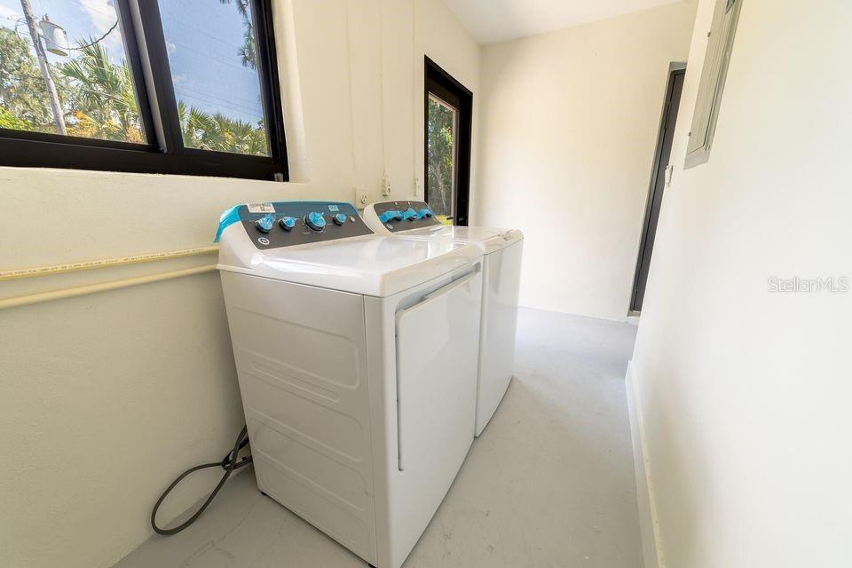 OKEECHOBEE ESTATES - Residential