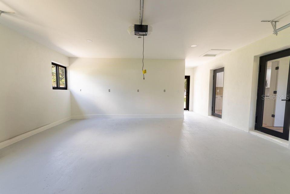 OKEECHOBEE ESTATES - Residential