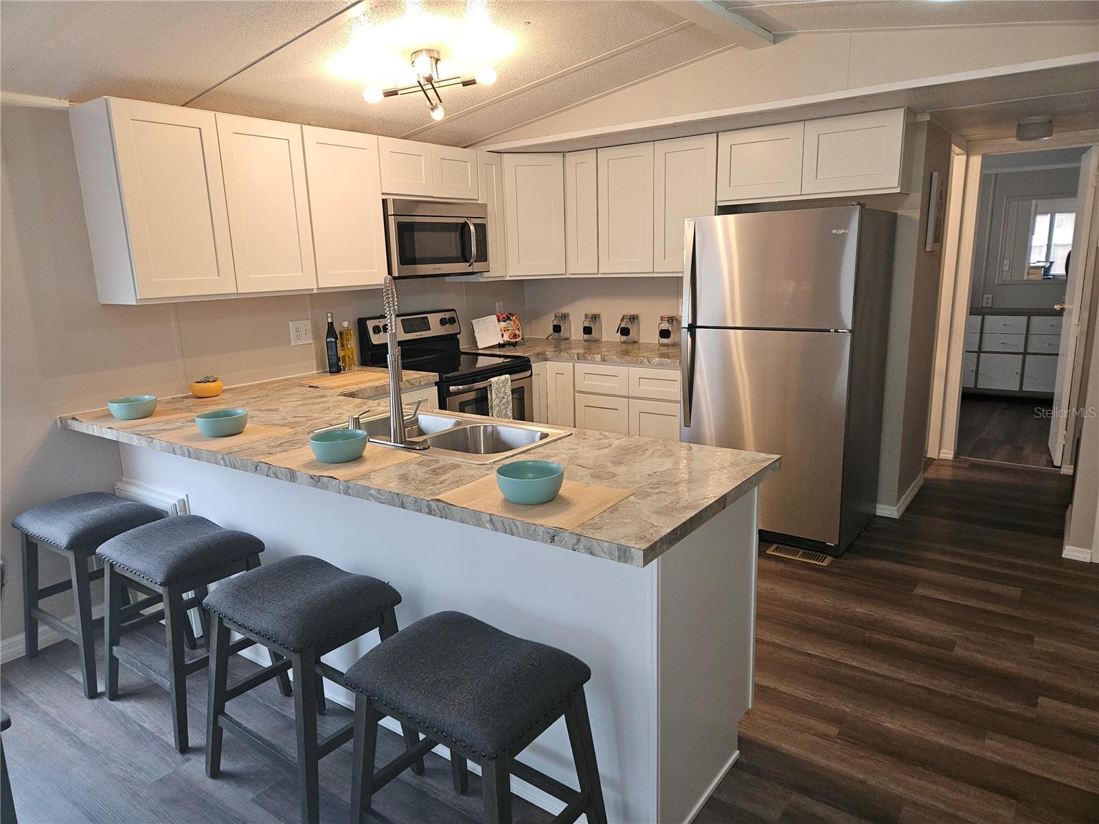 TIMBER LAKE ESTATES - Residential