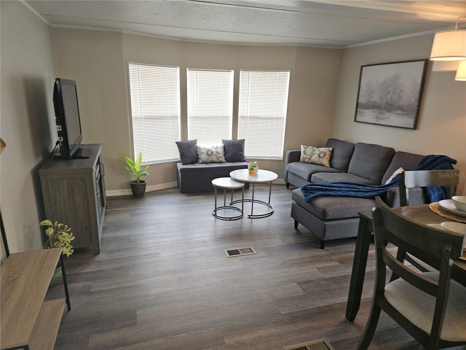 TIMBER LAKE ESTATES - Residential