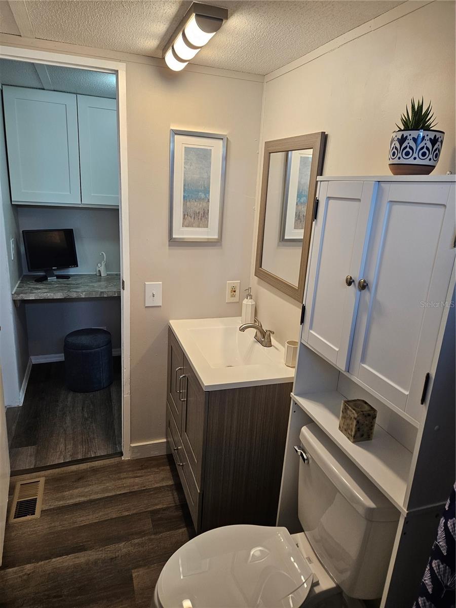 TIMBER LAKE ESTATES - Residential