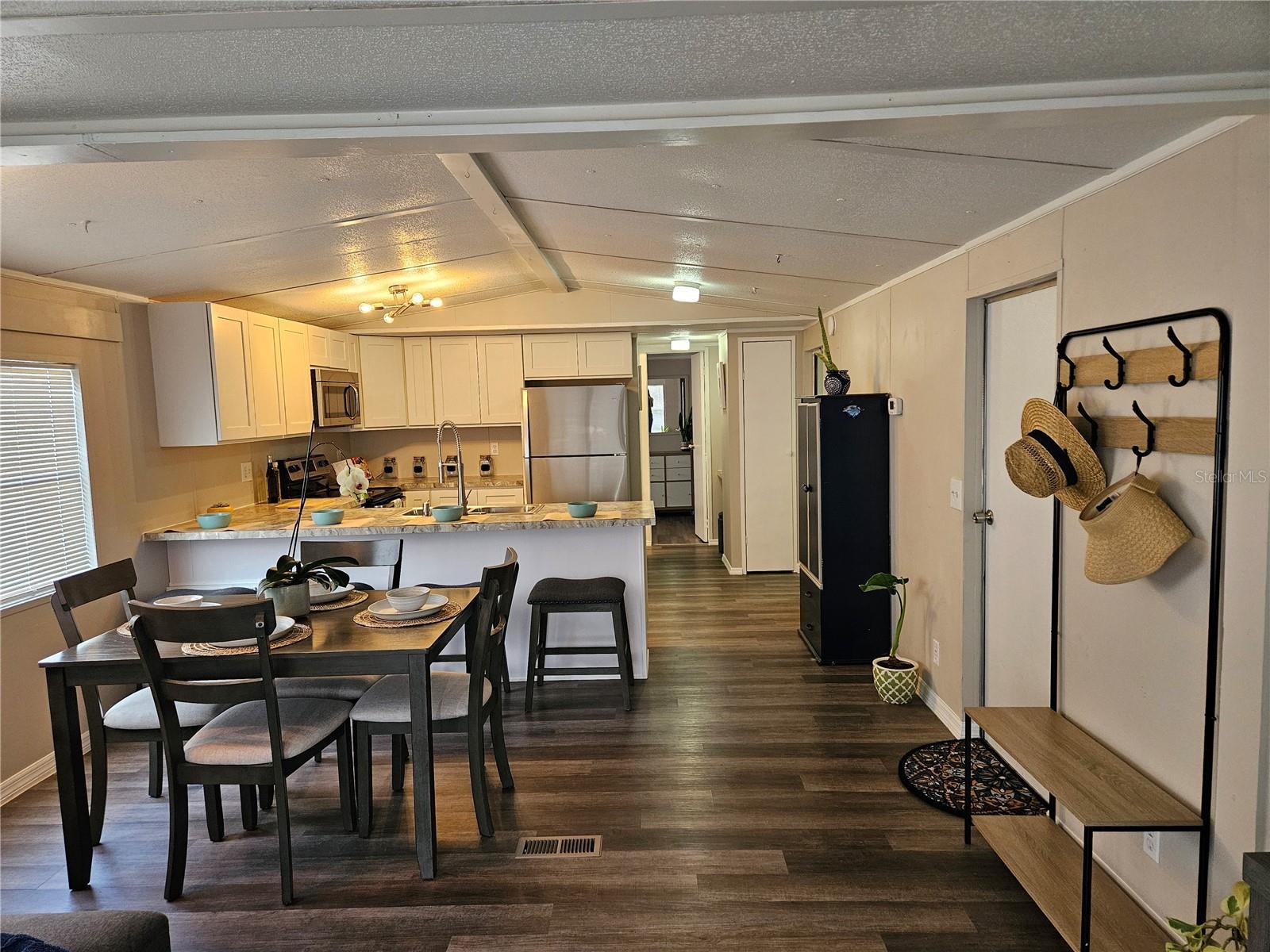 TIMBER LAKE ESTATES - Residential