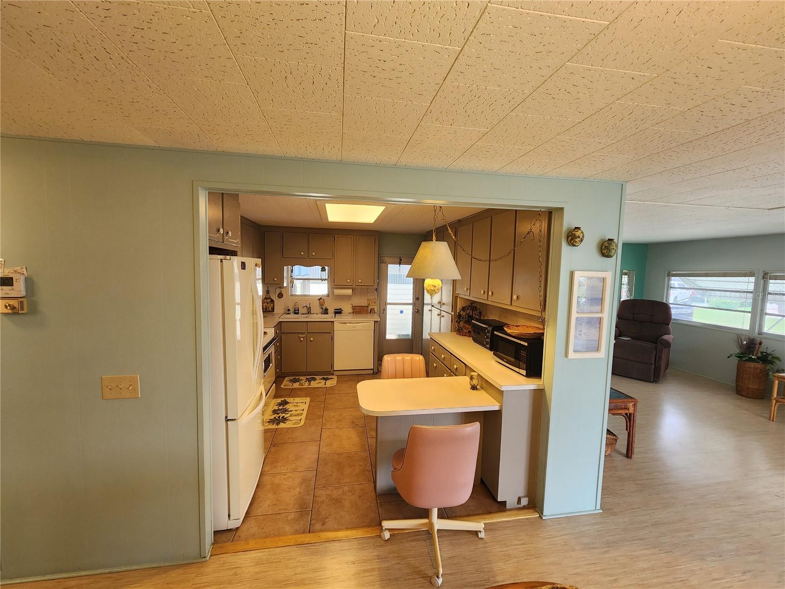 CHATEAU VILLAGE CO-OP - Residential